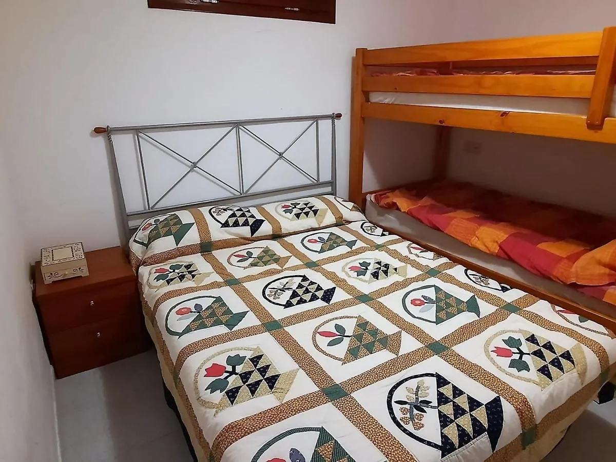 Daire Apartamento En Llanca Con Terraza, Bbq Y Cerca De Playas Y Actividades - Es-170-25 İspanya